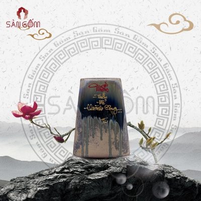 binh-hoa-bat-trang-dang-chu-nhat-ve-chu-nhan