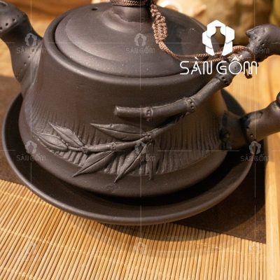 bo-am-chen-gom-tu-sa-bat-trang-dap-noi-cay-truc-5