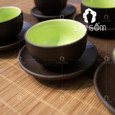 bo-am-tra-tu-sa-bat-trang-men-nau-long-xanh-3
