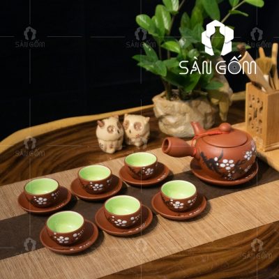 bo-am-tra-tu-sa-dat-do-hoa-dao-trang-quai-chuoi