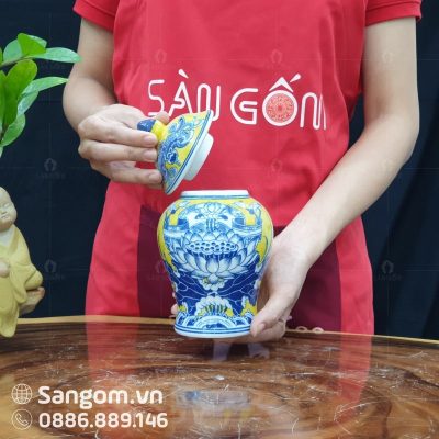 choe-tho-men-vang-bat-trang-hoa-tiet-hoa-sen-sg-ct05-3