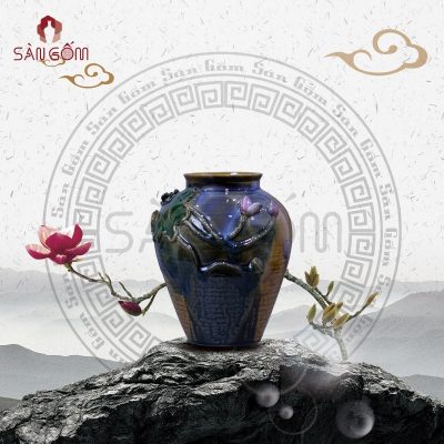 lo-hoa-gom-su-bat-trang-vuot-tay-hoa-sen-dang-vo-2