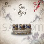 Kỷ cong 3 chén thờ men rạn đắp nổi hoạ tiết cuốn thư SG-KT13