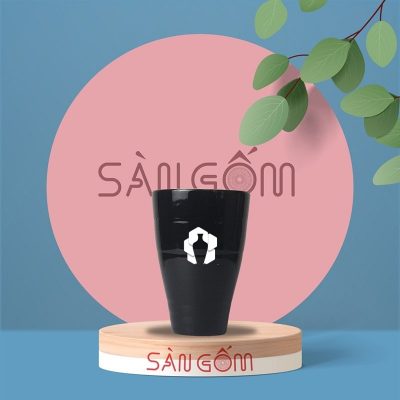 ly-su-khong-quai-mau-den-dang-chu-v-cao-2