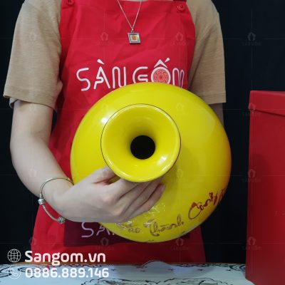 Miệng của bình hút lộc vẽ vàng kim mã đáo thành công xanh dương (6)