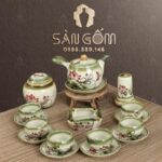 Bộ ấm chén màu ngà quai chuôi họa tiết Hoa Sen vẽ tay SG-AC158