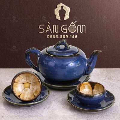 bo-am-chen-dang-chuong-hoa-tiet-hoa-vang-no-trong-chen.1