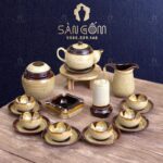 Bộ ấm chén hỏa biến dáng chuông màu nâu hoa vàng nở trong chén SG-AC203