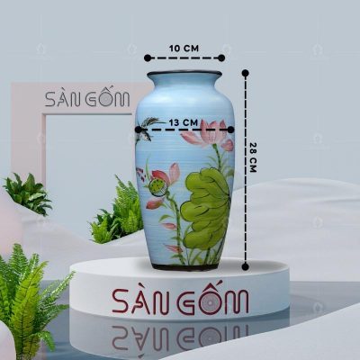 kich-thuoc-binh-hoa-men-co-xanh-hoa-sen-dang-tru-vai-vuong