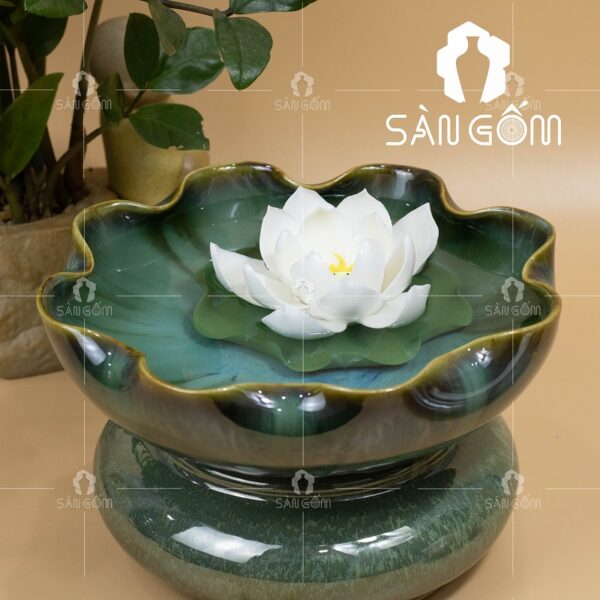 bat-nuoc-tha-hoa-tu-loc-xanh-ngoc-thien-thanh-dep