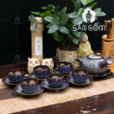 am-chen-quai-chuoi-tim-hoa