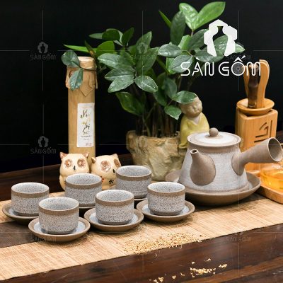bo-am-chen-hong-sa-vuong