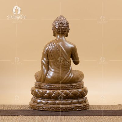 phat-thich-ca-mau-ni-bat-an-thuyet-phap-nau