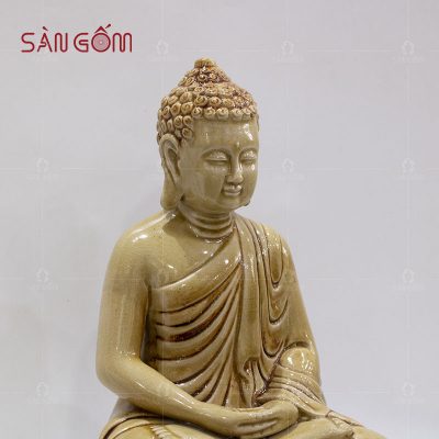 tuong-phat-ngoi-men-vang-mt1