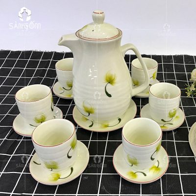 bo-binh-nuoc-ve-hoa-cuc-xanh (3)