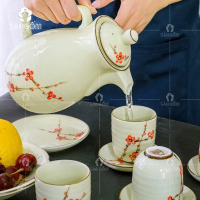 bo-binh-nuoc-ve-hoa-dao-do-