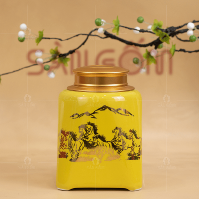 hop-tra-mau-vang-hoa-tiet-ma-dao-thanh-cong-dang-vuong-bat-trang-1