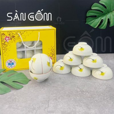 bo-bat-com-bat-trang-hoa-tiet-hoa-hoa-cuc-ve-tay-1