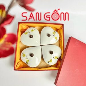 khay-mut-su-bat-trang-4-ngan-dang-trai-tim-khay-go-hoa-tiet-hoa-mai-vang