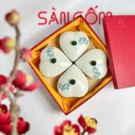 Khay mứt sứ Bát Tràng 4 ngăn dáng trái tim khay gỗ họa tiết hoa sen xanh SG-KMT78