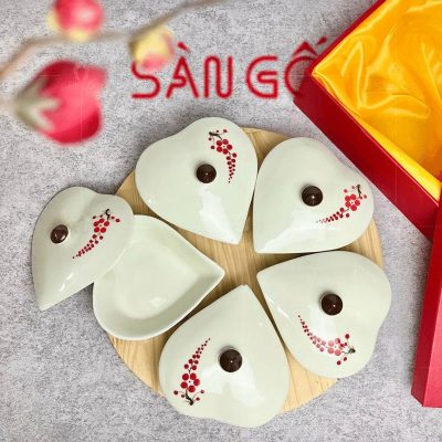 khay-mut-su-bat-trang-5-ngan-dang-trai-tim-khay-go-hoa-tiet-nhanh-luu-do