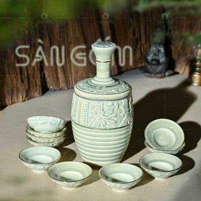 nam-ruou-bat-trang-hoa-tiet-dong-son-au-lac-ke-chi-vang-mau-lam-ngoc (1)