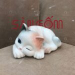 Ống tiết kiệm hình con mèo dáng nằm màu trắng SG-HĐ48