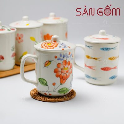 ly-su-co-nap-bat-trang-hoa-tiet-ve-tay-hoa-phu-dung-7