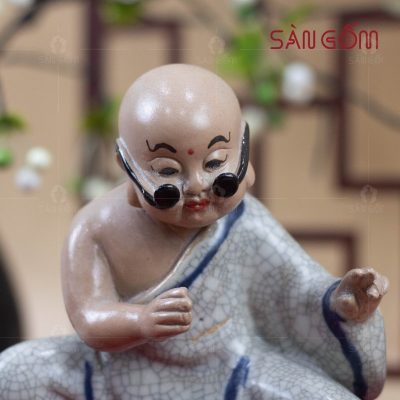 tuong-chu-tieu-nho-men-ran-bat-trang-mua-vo (2)