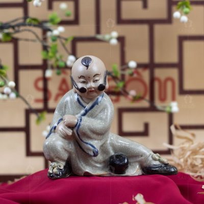 tuong-chu-tieu-nho-toc-chom-hoc-vo-men-ran-bat-trang (1)