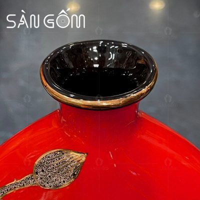lo-hoa-bat-trang-mau-do-dang-dep-hoa-tiet-hoa-sen-ve-vang (3)