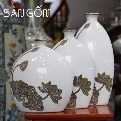 lo-hoa-bat-trang-mau-trang-dang-dep-hoa-tiet-hoa-sen-ve-vang (2)