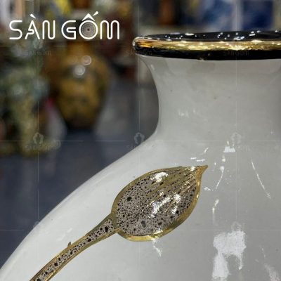 lo-hoa-bat-trang-mau-trang-dang-dep-hoa-tiet-hoa-sen-ve-vang (5)