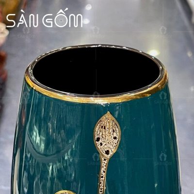 lo-hoa-bat-trang-mau-xanh-coban-dang-bom-hoa-tiet-hoa-sen-ve-vang (3)
