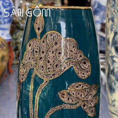 lo-hoa-bat-trang-mau-xanh-coban-dang-bom-hoa-tiet-hoa-sen-ve-vang (4)