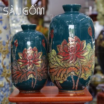 lo-hoa-bat-trang-mau-xanh-coban-dang-tru-tron-hoa-tiet-hoa-sen-do-ve-vang (2)