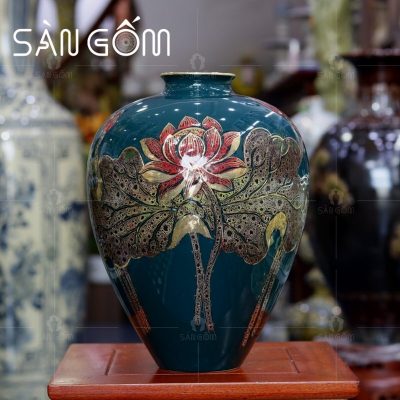 lo-hoa-bat-trang-mau-xanh-coban-dang-vo-hoa-tiet-hoa-sen-do-ve-vang (1)