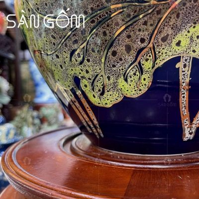 lo-hoa-mau-xanh-dam-dang-hut-loc-hoa-tiet-hoa-sen-do-ve-vang (5)