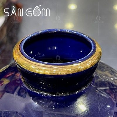 lo-hoa-mau-xanh-dam-dang-tru-hoa-tiet-hoa-sen-do-ve-vang (3)