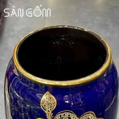 lo-hoa-mau-xanh-dam-dang-tru-hoa-tiet-hoa-sen-ve-vang (2)