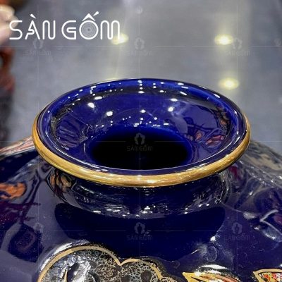 lo-hoa-mau-xanh-dam-dang-vo-hoa-tiet-hoa-sen-do-ve-vang (2)