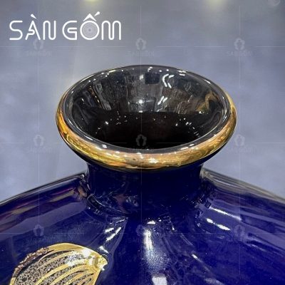 lo-hoa-mau-xanh-duong-dam-dang-dep-hoa-tiet-hoa-sen-ve-vang (3)