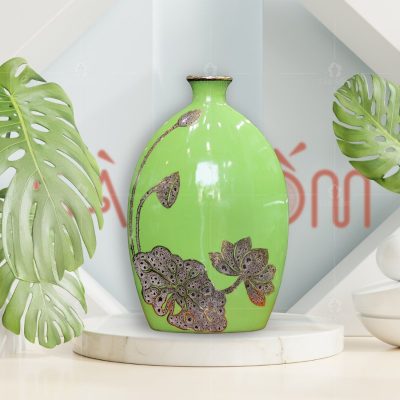 lo-hoa-mau-xanh-la-non-dang-dep-hoa-tiet-hoa-sen-ve-vang-kim