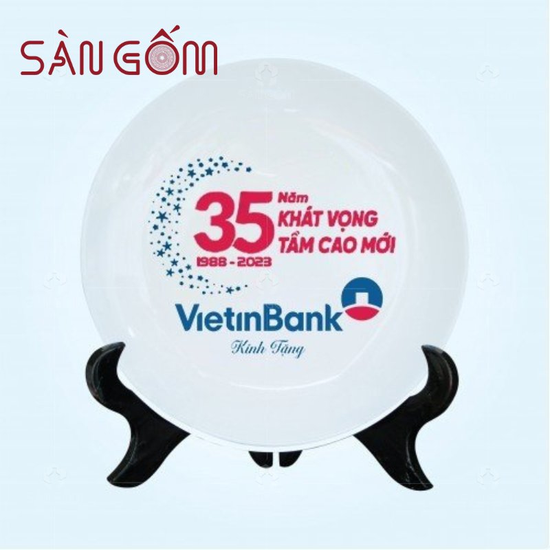 dia-trung-bay-in-logo-qua-tang-ky-niem-35-nam-thanh-lap-vietinbank (3)