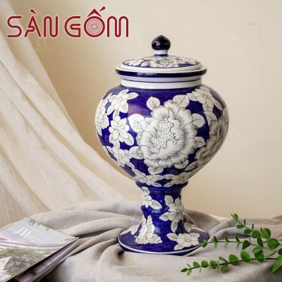 binh-hoa-dang-den-bau-ve-hoa-gom-su-bat-trang