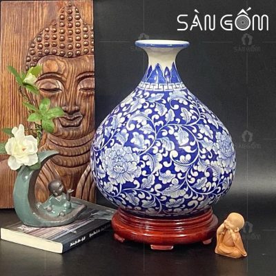 binh-hoa-gom-su-bat-trang-dang-hut-loc-ve-hoa-phu-dung-kin-lo