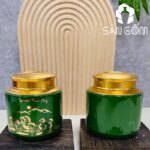 Hũ đựng trà gốm sứ dáng trụ thấp màu xanh lá họa tiết mã đáo thành công SG-BĐT83