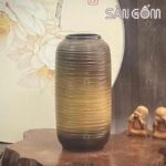 Lọ hoa Bát Tràng dáng bom họa tiết viền ngang vuốt tay màu nâu vàng SG-LH447