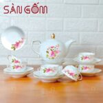Bộ ấm chén sứ trắng kẻ chỉ vàng họa tiết hoa dâm bụt SG-AC334