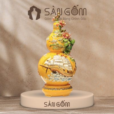 Bình hồ lô thuận buồm xuôi gió men vàng đắp nổi SG-HL11